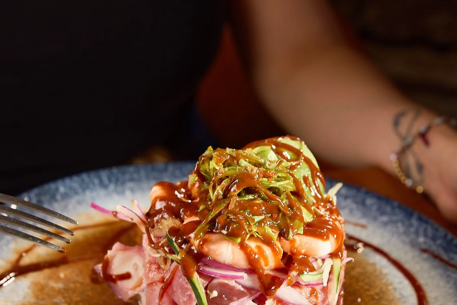 Ceviche montado en plato hondo de El Garrobo